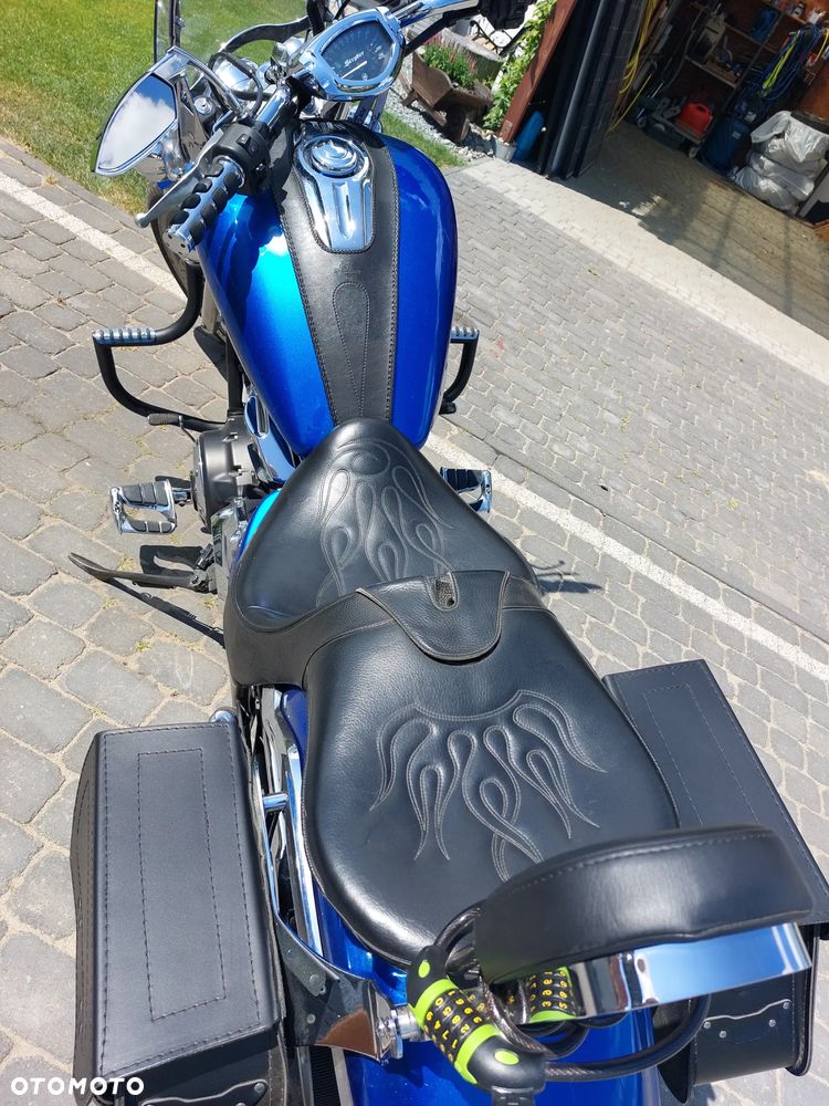 Yamaha XVS - 6