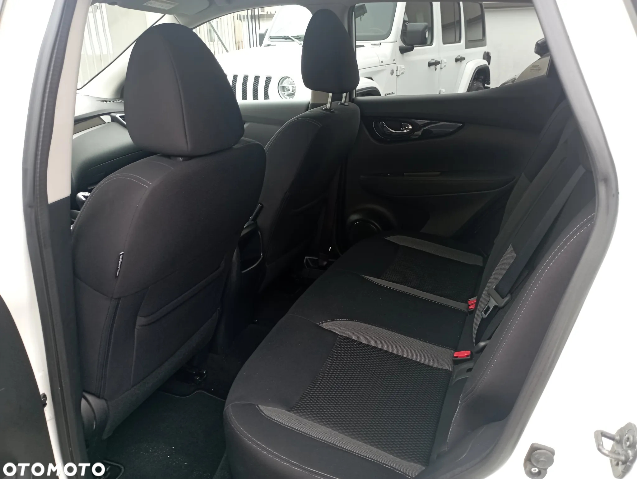 Nissan Qashqai 1.3 DIG-T Acenta EU6d - 11