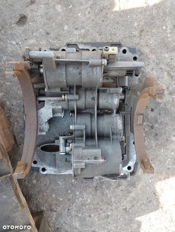 Wybierak skrzyni biegów Volvo FH FM AT2612D - 1