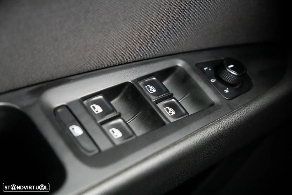 SEAT Leon ST 1.6 TDI Style S/S - 25