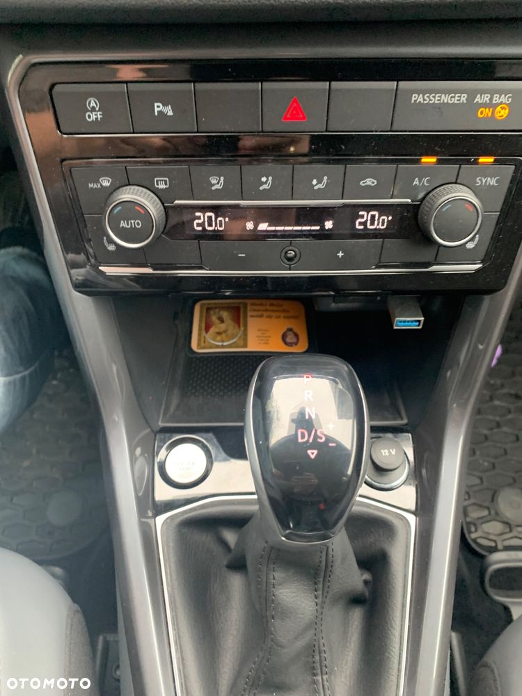 Volkswagen T-Cross - 7