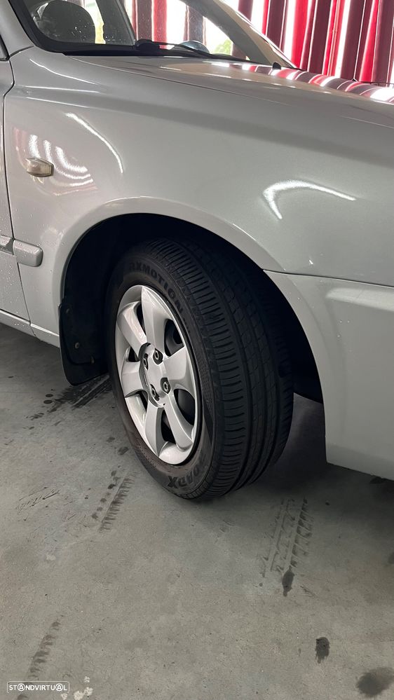 Hyundai Accent 1.3i GLS - 3