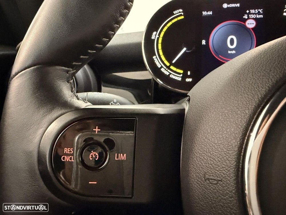 MINI 3 Portas Cooper SE - 21