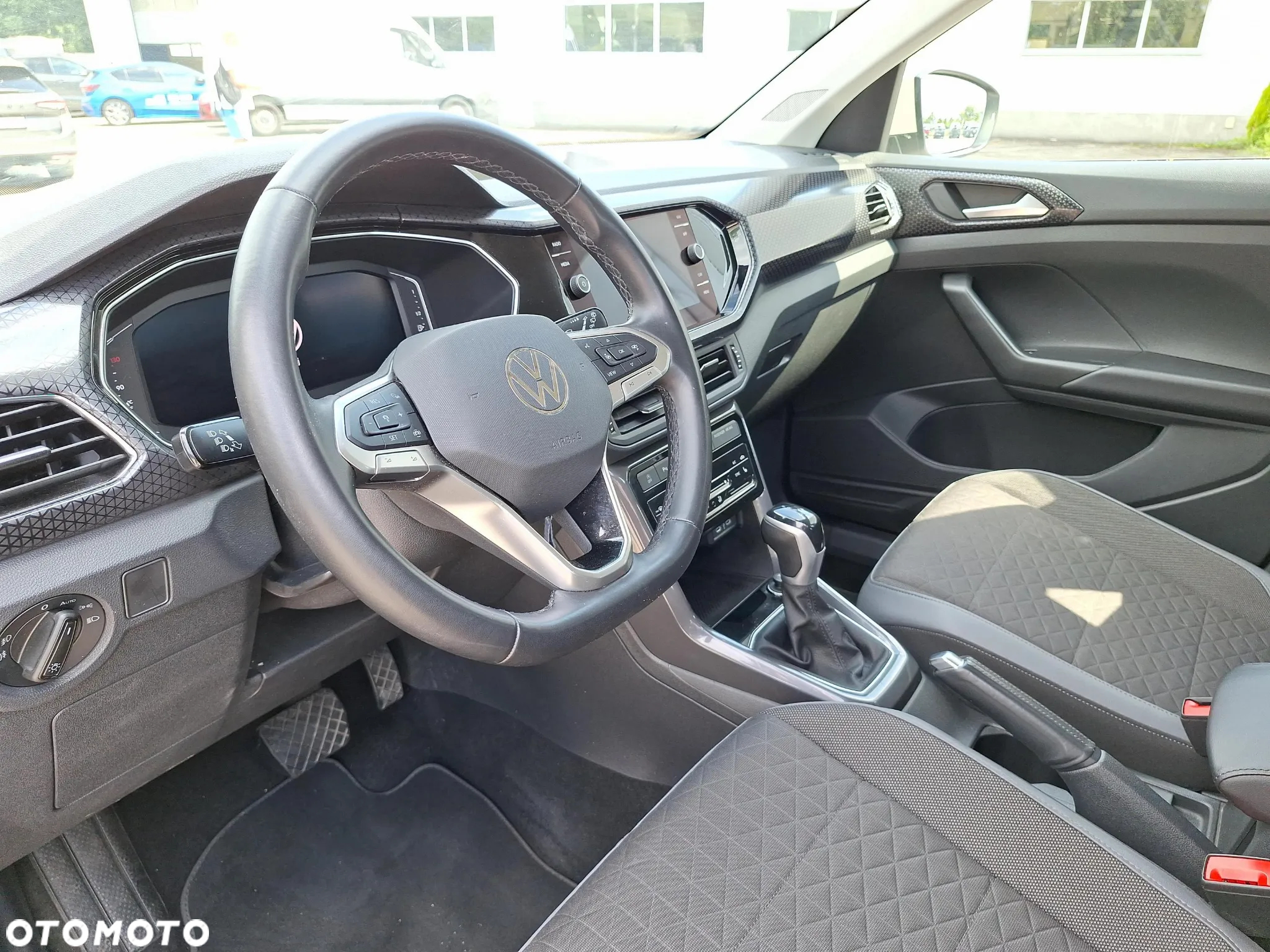 Volkswagen T-Cross 1.0 TSI Style DSG - 9