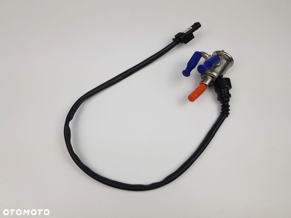 NOWY ORYGINALNY Wtryskiwacz Wtrysk AdBlue BMW G20 G30 G32 B57 3.0d 8598283 - 5