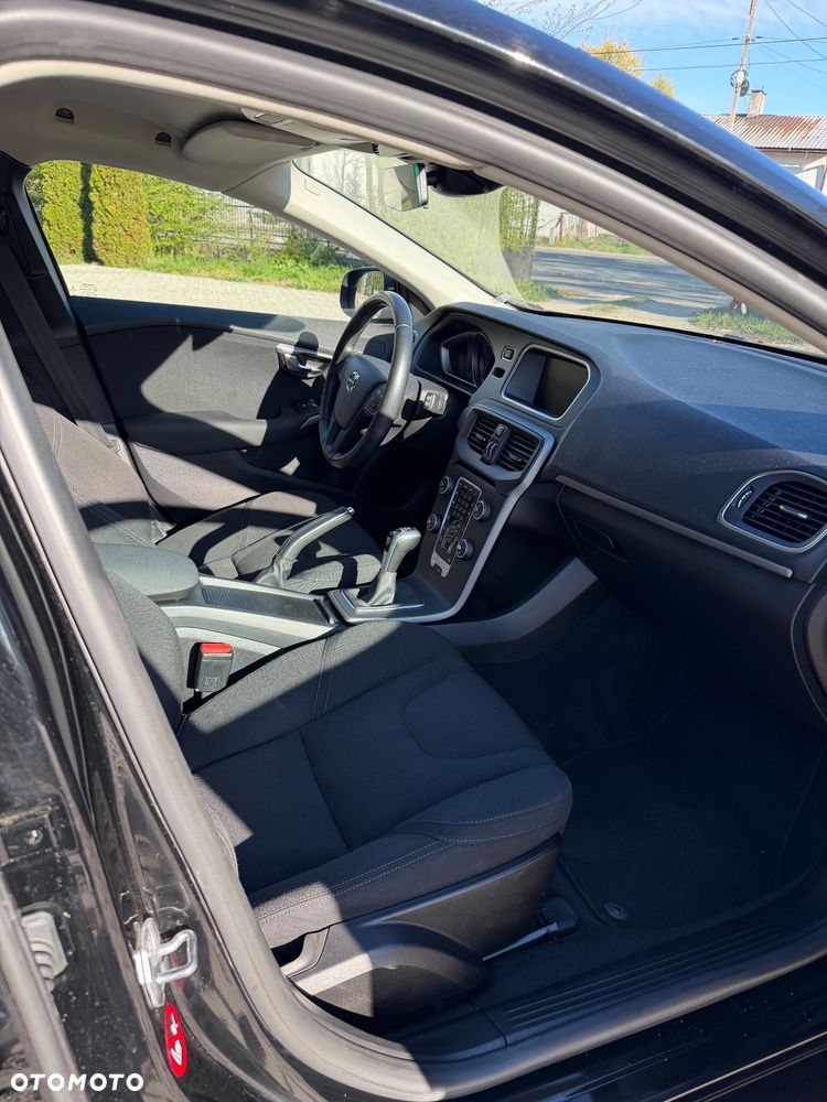 Volvo V40 T2 Kinetic - 3