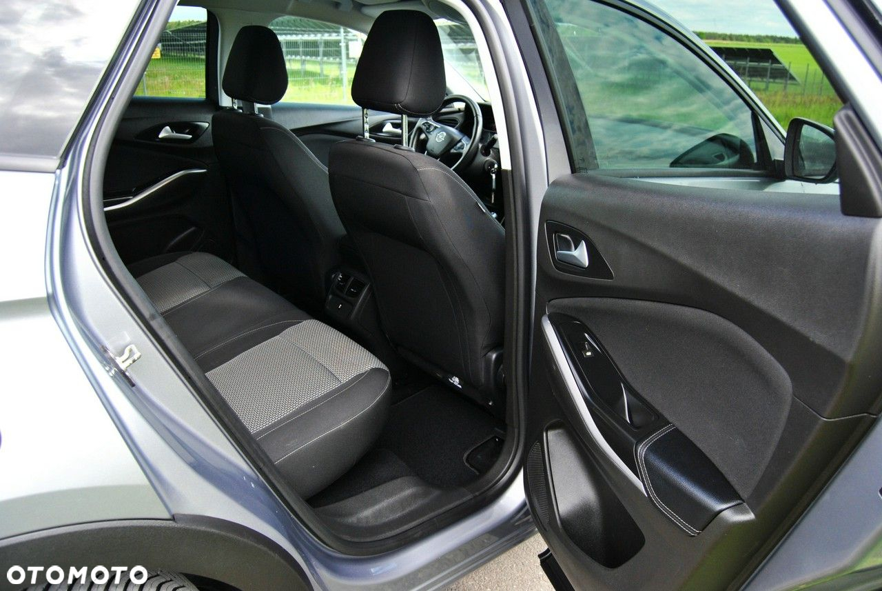 Opel Grandland X - 11