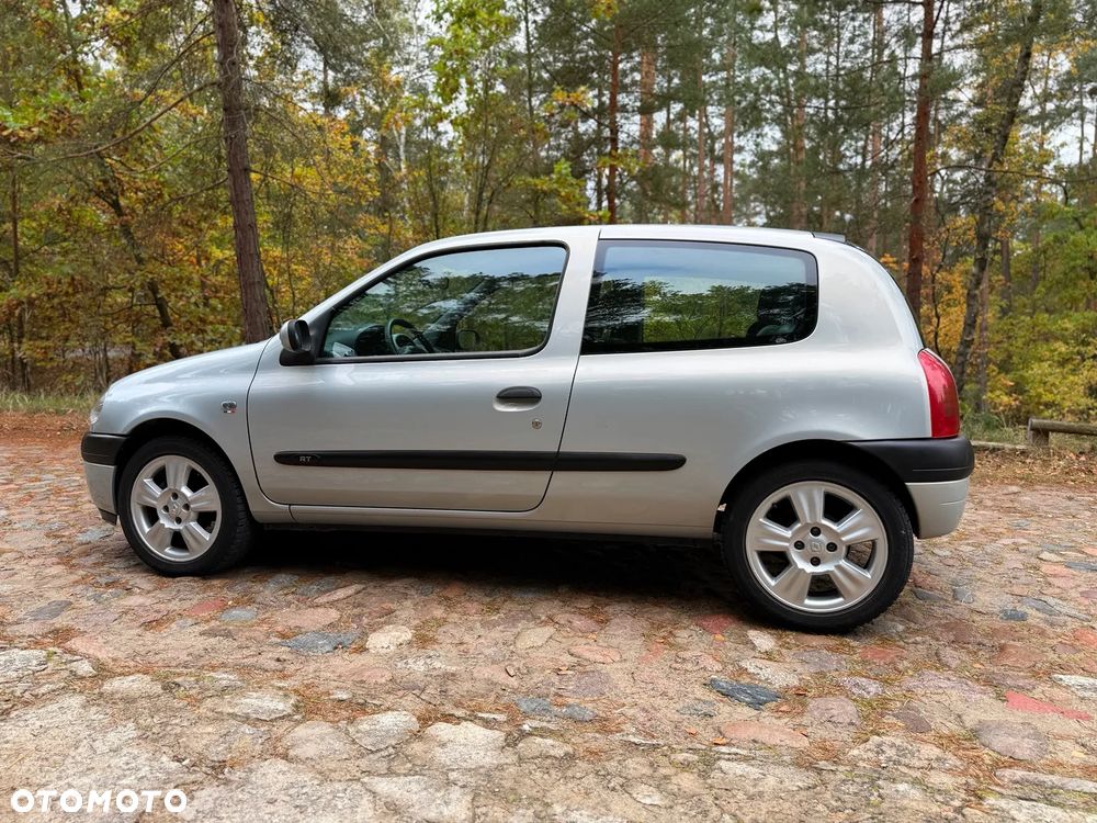 Renault Clio 1.2 16V Authentique - 5