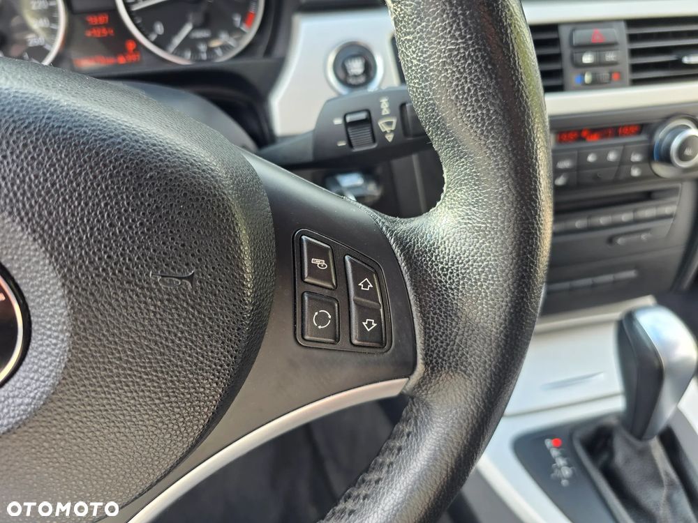 BMW Seria 3 - 27