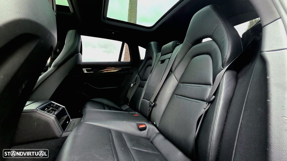 Porsche Panamera Sport Turismo - 6