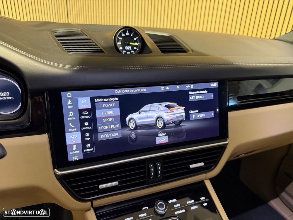 Porsche Cayenne Coupé E-Hybrid Platinum Edition - 18