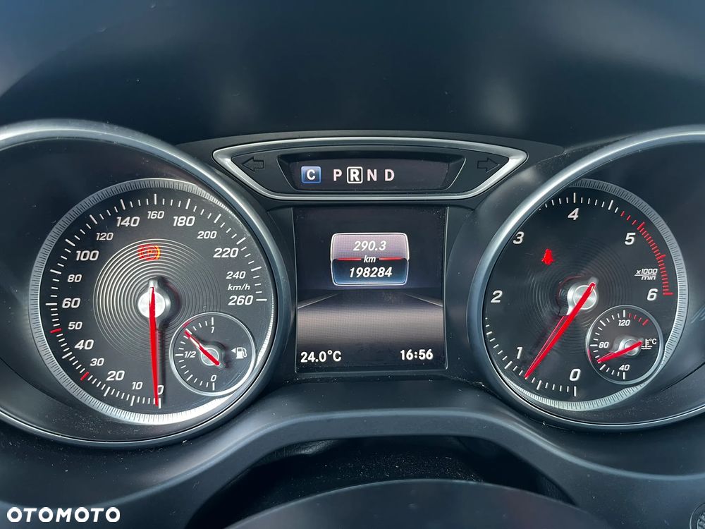 Mercedes-Benz CLA - 39