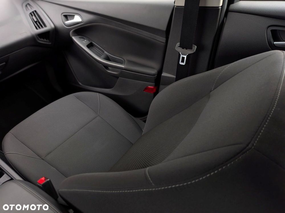 Ford Focus 1.6 Platinium X - 12