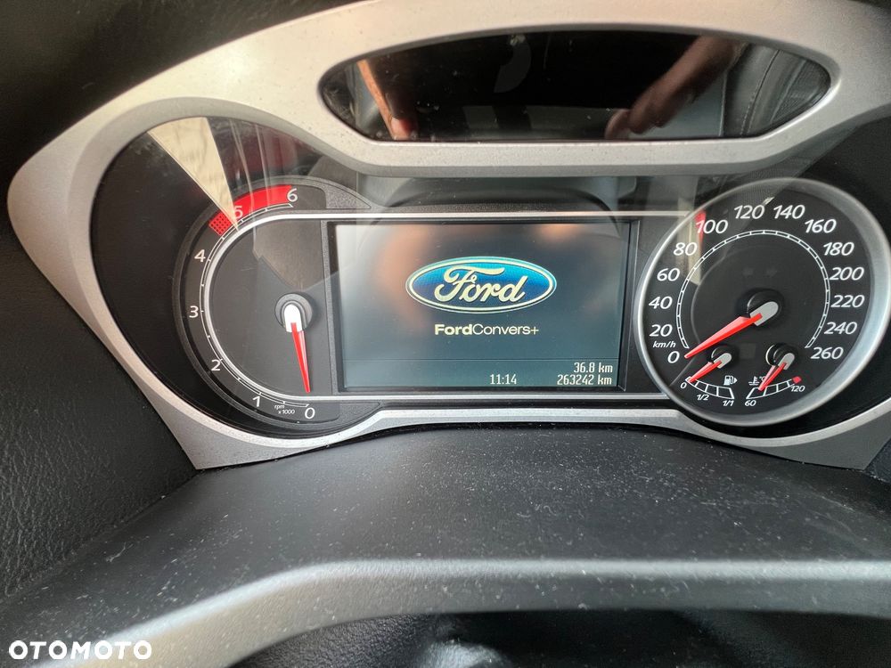 Ford Mondeo - 10