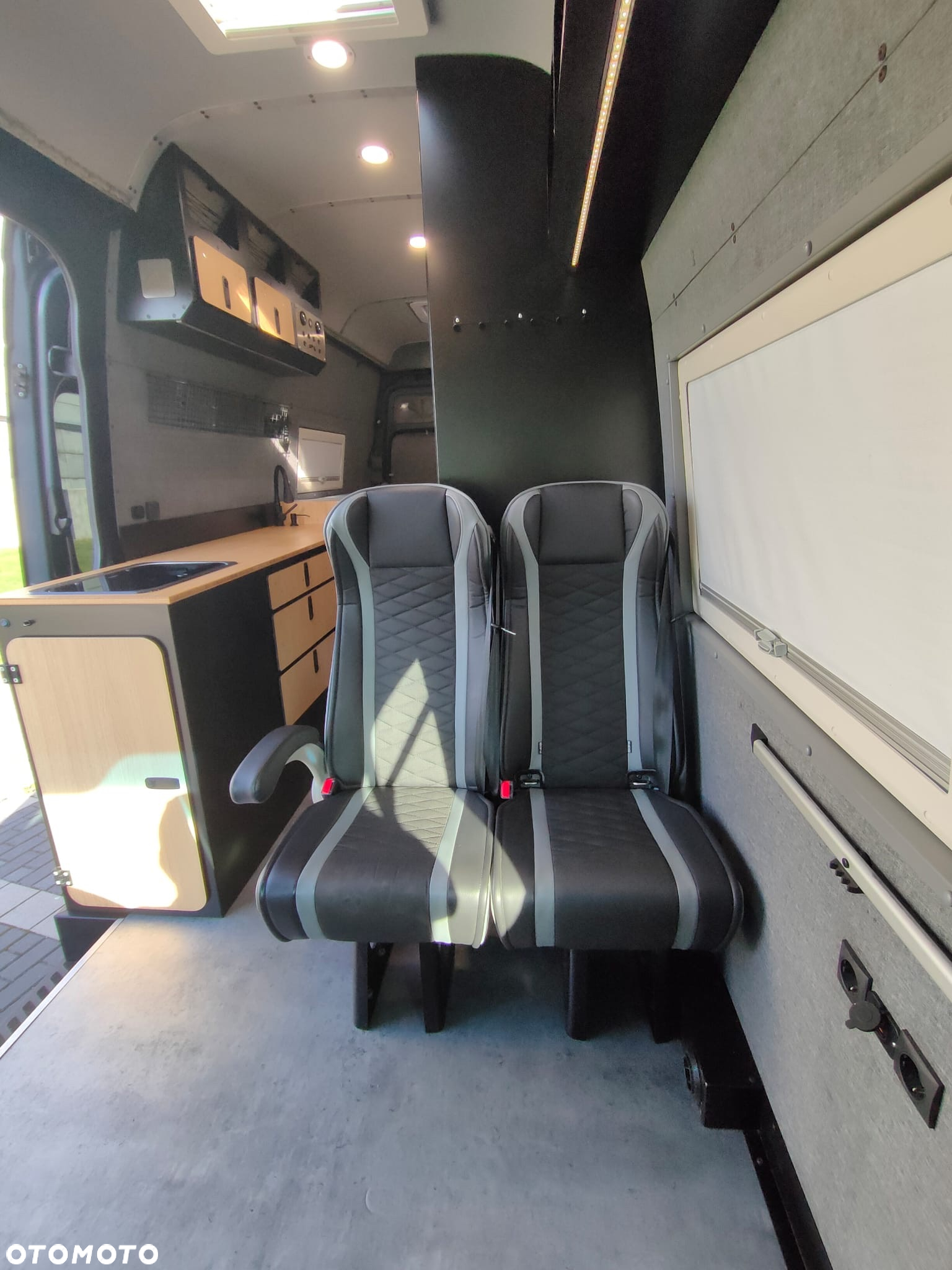 Volkswagen Crafter - 25