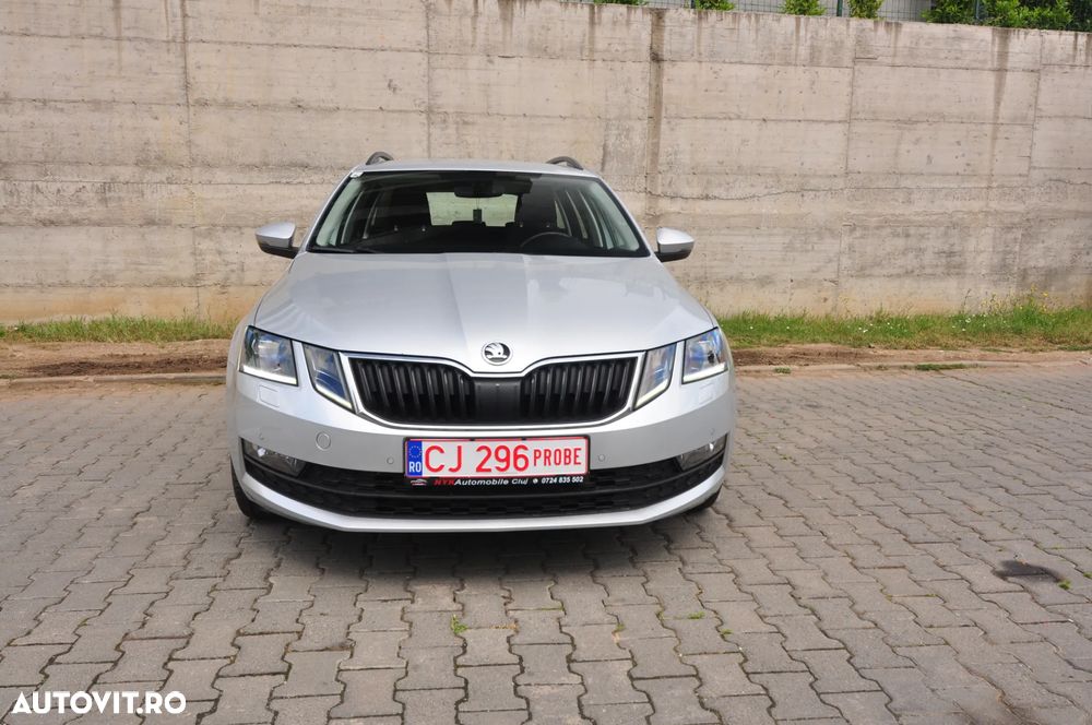 Skoda Octavia 2.0 TDI DSG Ambition - 11