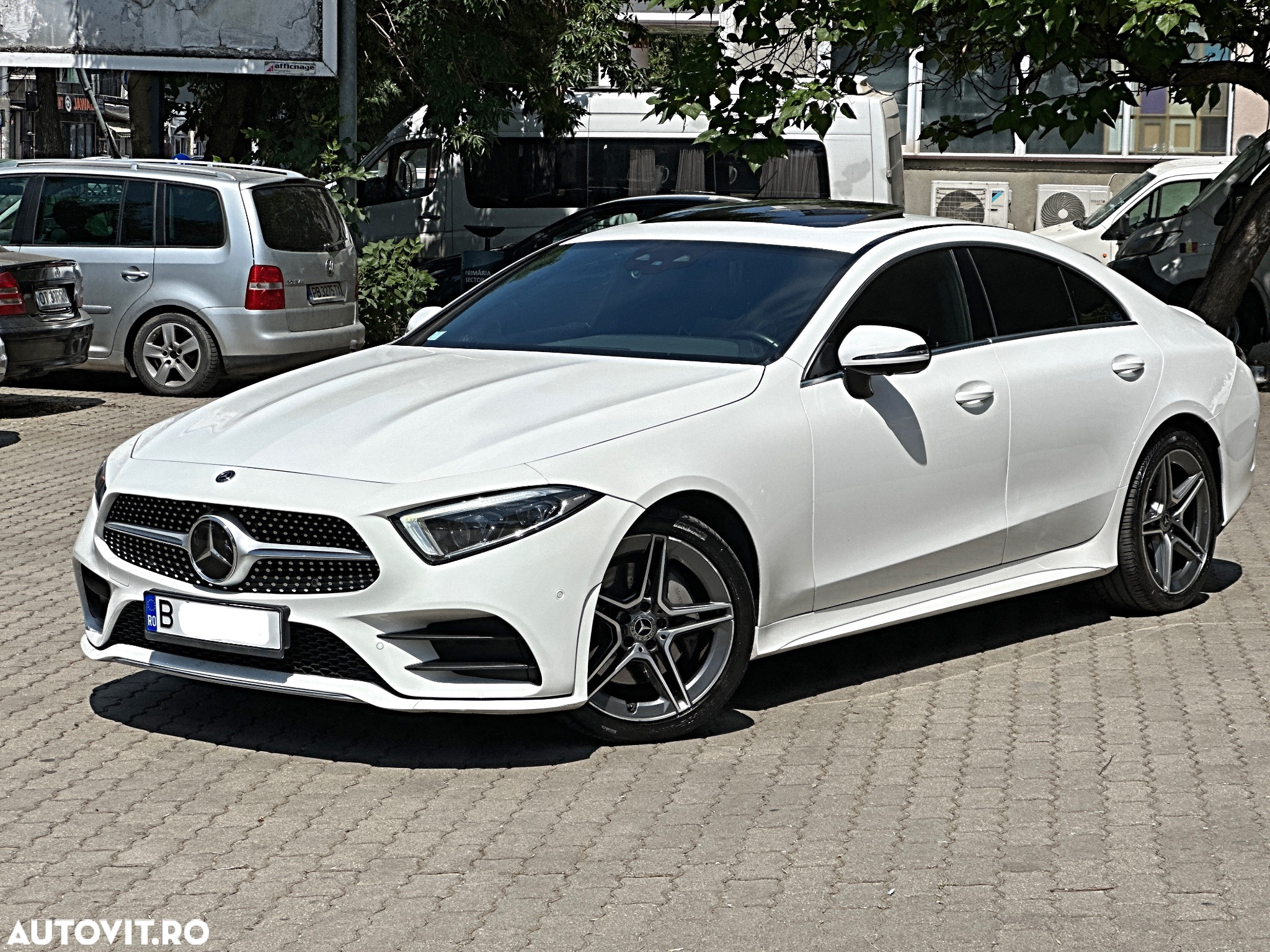 Mercedes-Benz CLS 300 d Aut - 3