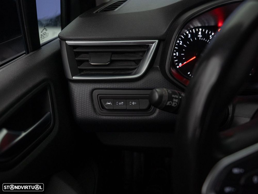 Renault Clio 1.0 TCe Equilibre - 17