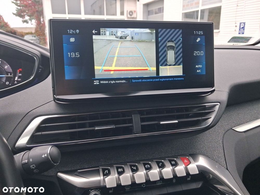 Peugeot 3008 1.2 PureTech Road Trip S&S EAT8 - 18