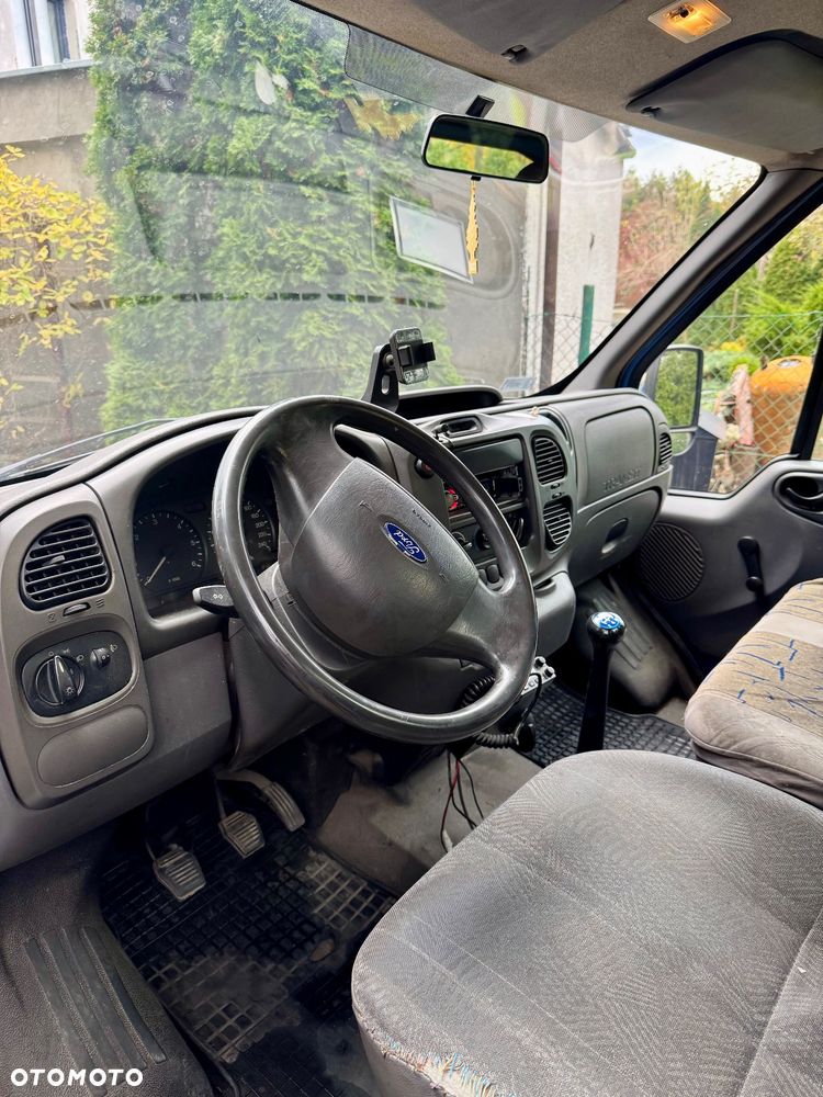 Ford Transit - 11