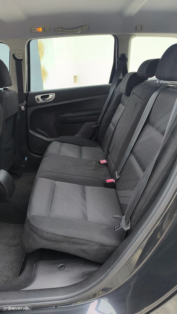 Peugeot 307 Break 1.6 HDi XS Premium - 34