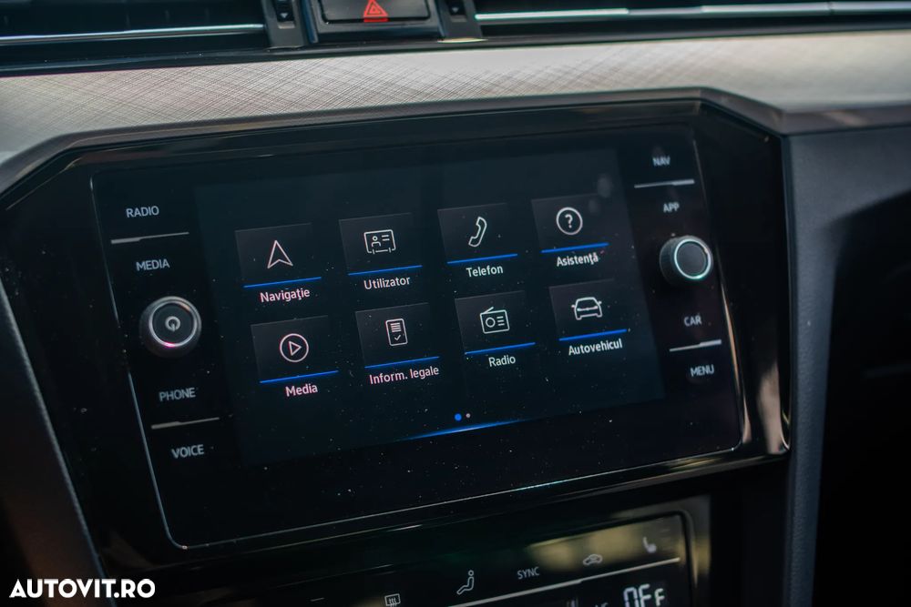 Volkswagen Passat - 14