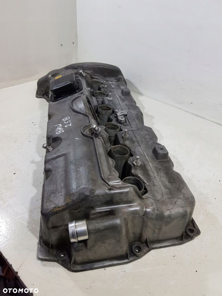 pokrywa zaworów 7548275 bmw e90 e91 e60 e61 2.5 b - 5