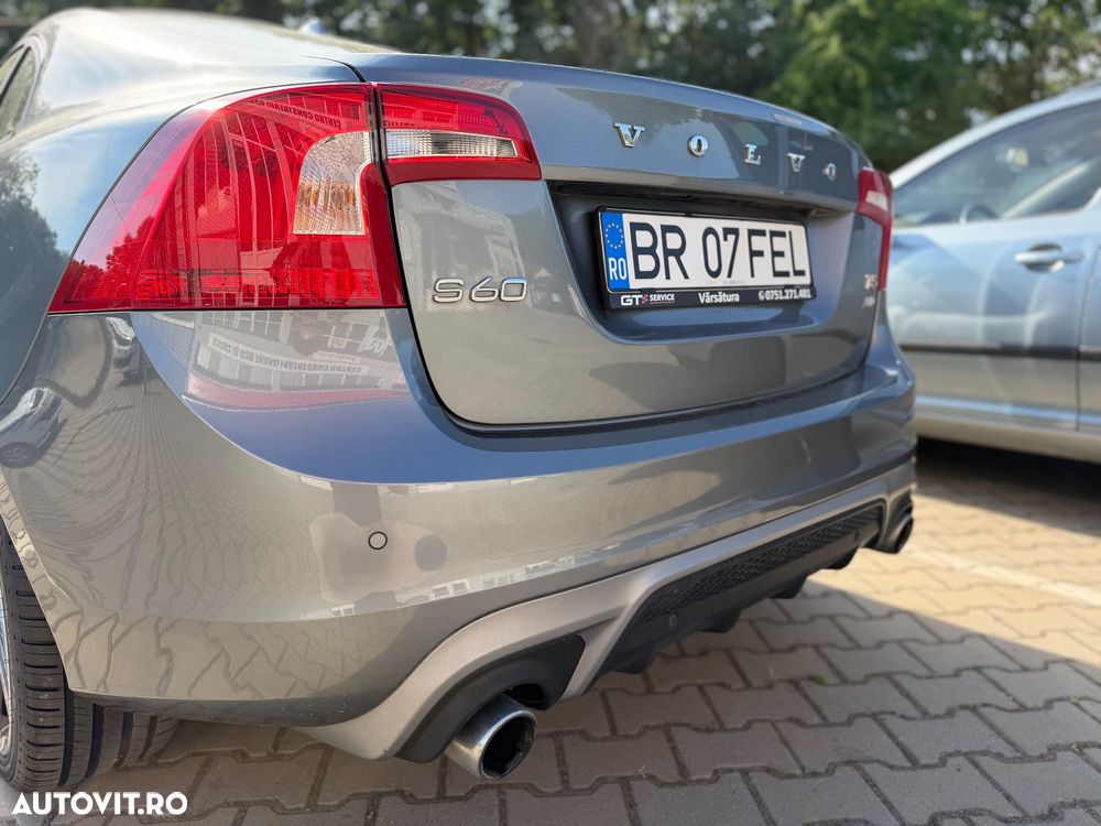 Volvo S60 T5 AWD Momentum - 23