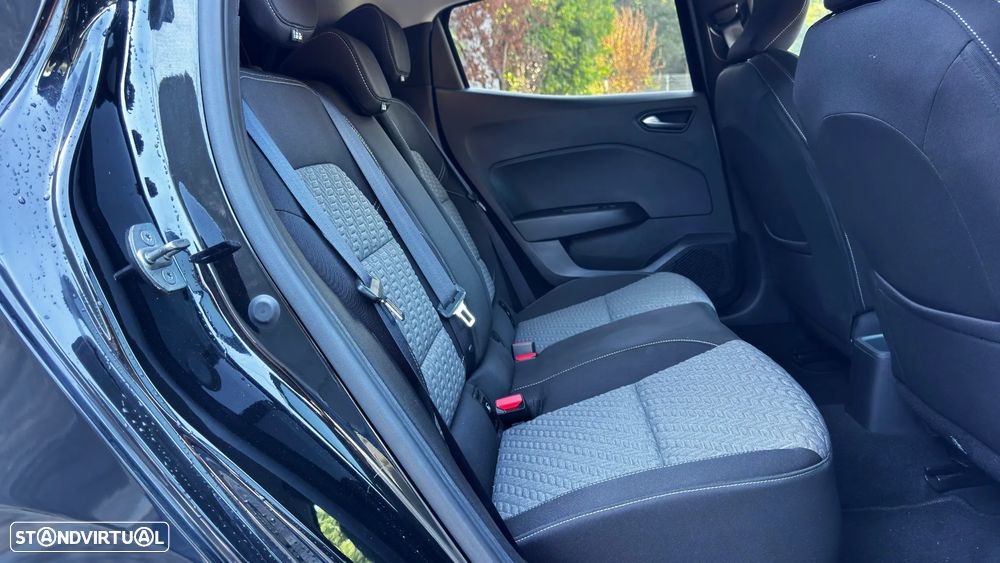 Renault Clio 1.0 TCe Evolution Bi-Fuel - 26