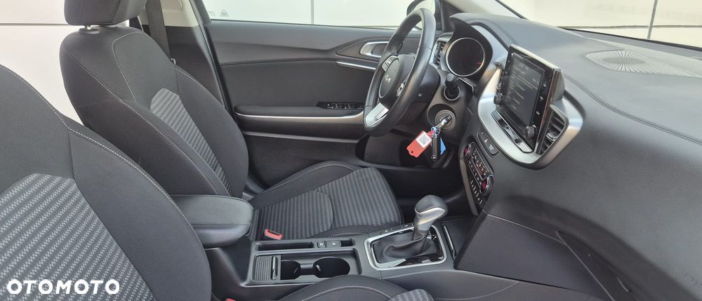 Kia XCeed 1.5 T-GDI Prestige Line DCT - 23