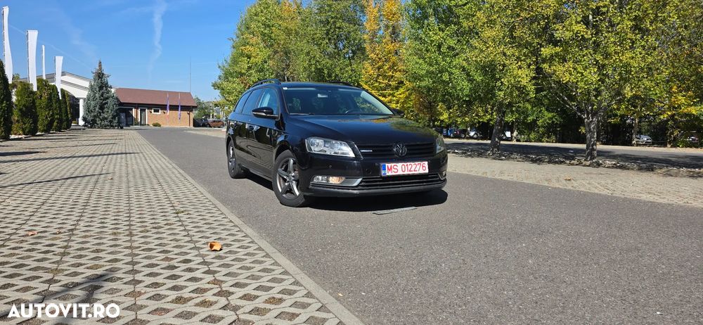 Volkswagen Passat - 4