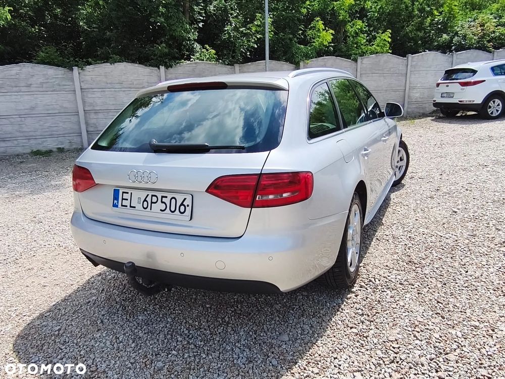 Audi A4 Avant - 16