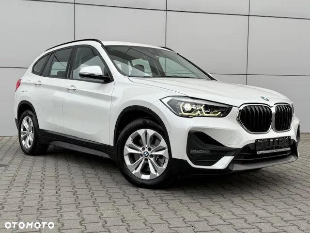 BMW X1 xDrive25e Business Edition - 2