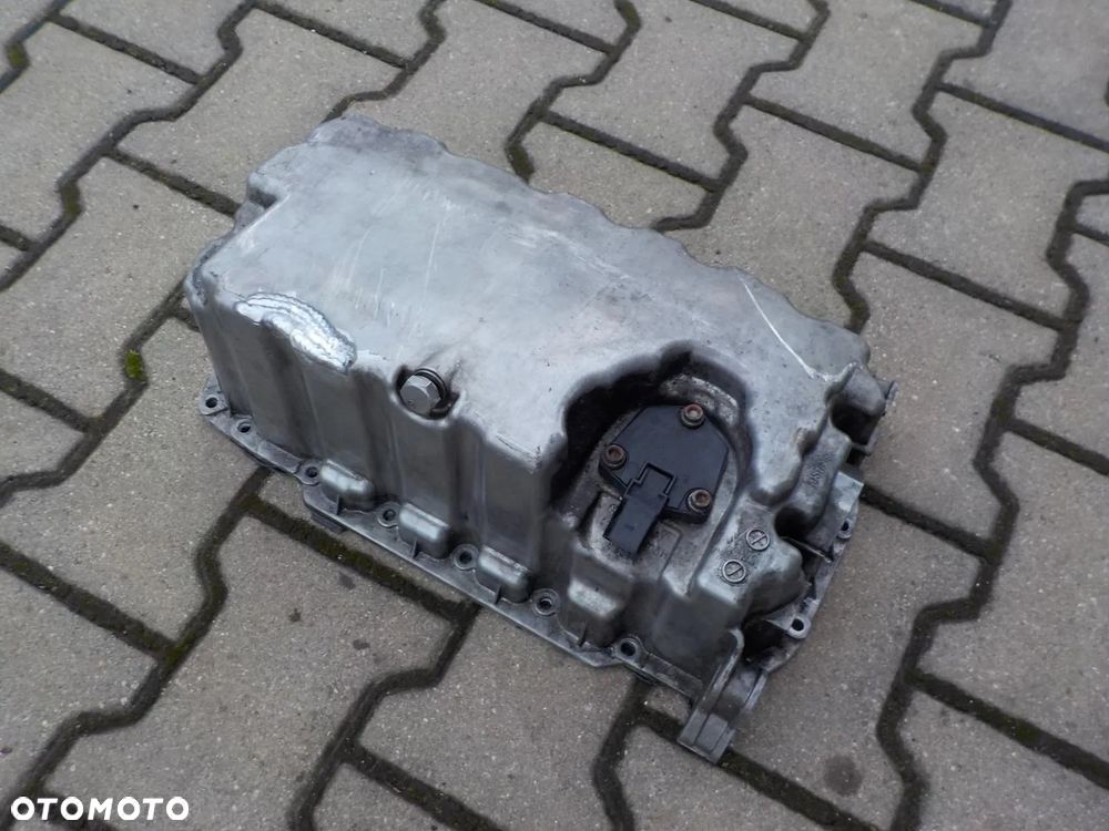 VW T5 2.0 TDI CAA MISA MISKA OLEJOWA 03L103603H - 4