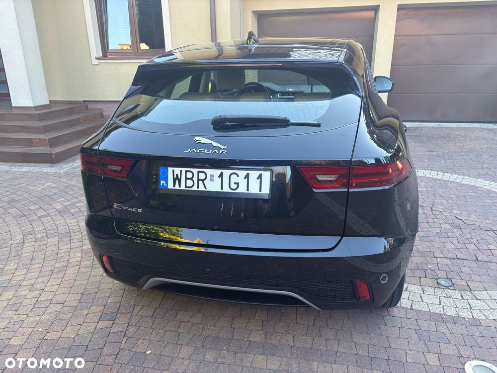 Jaguar E-Pace - 11