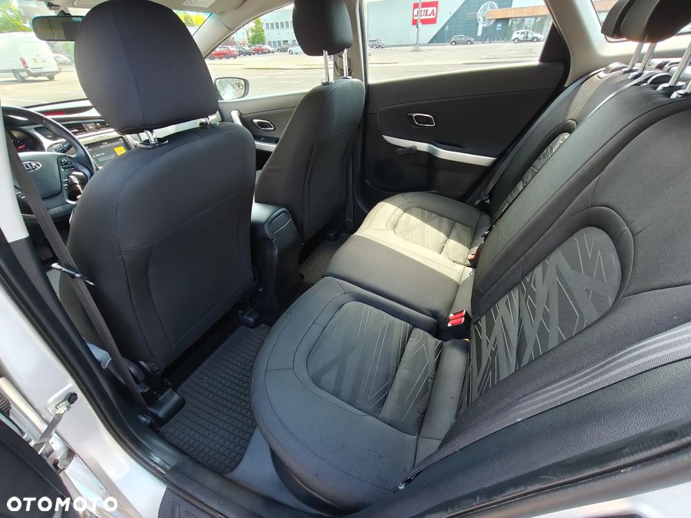 Kia Ceed 1.6 CRDi M - 11