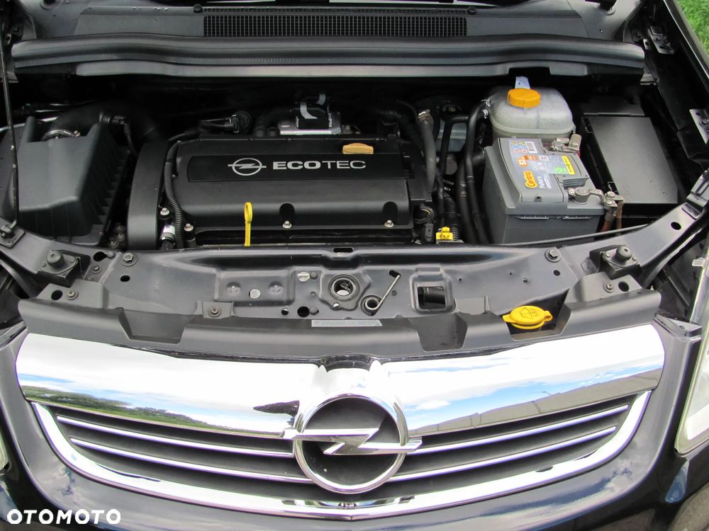 Opel Zafira - 10
