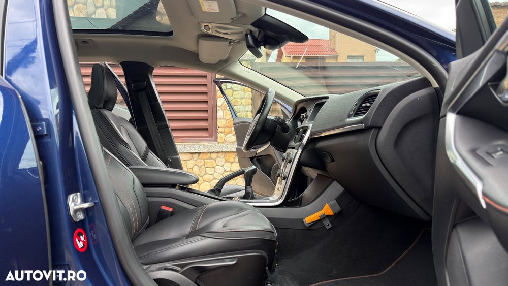 Volvo V40 D2 RDesign - 6