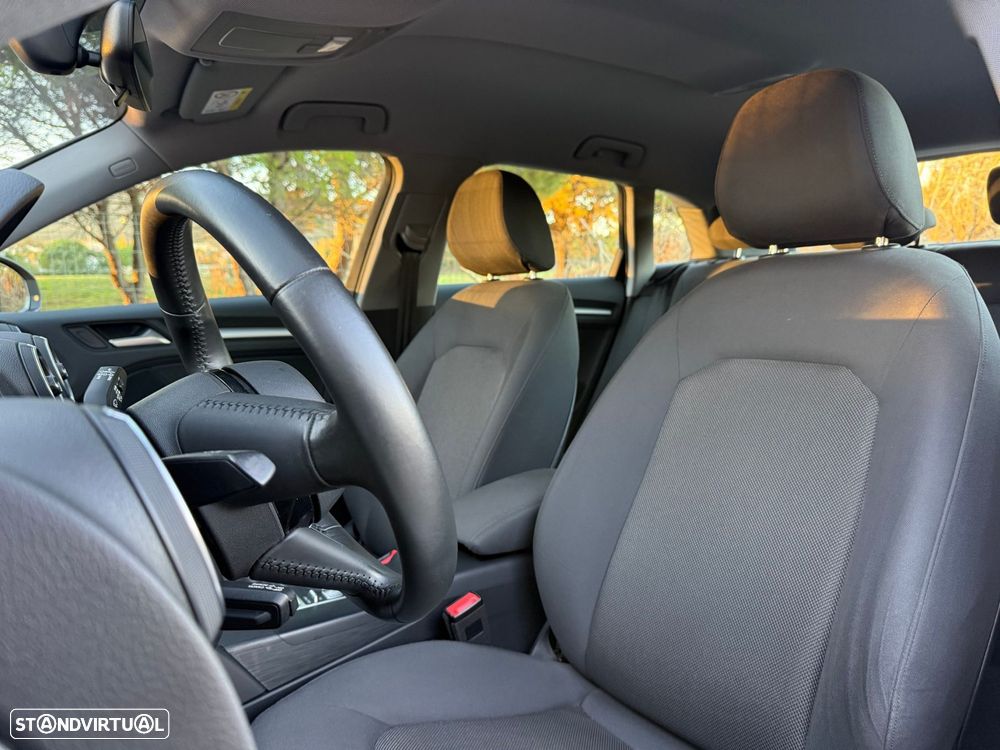 Audi A3 Sportback 30 TDI - 28