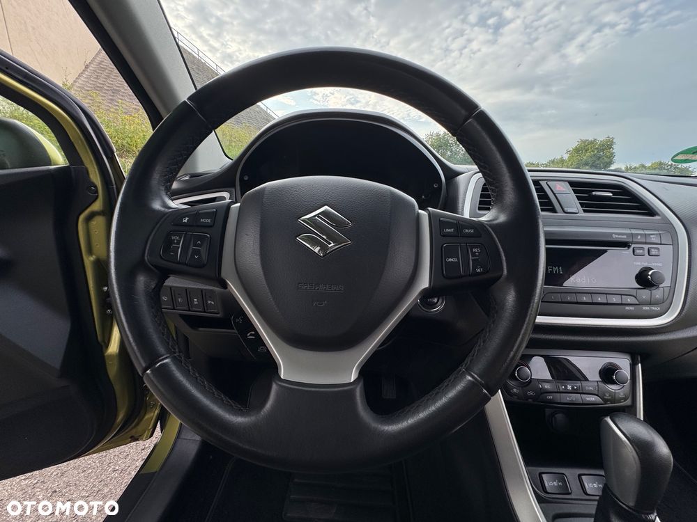 Suzuki SX4 S-Cross 1.6 VVT CVT 4x2 Comfort+ - 33