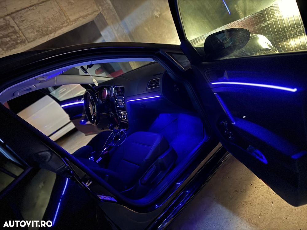 Volkswagen Golf 1.6 TDI Highline - 5