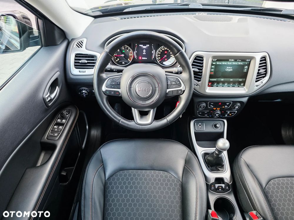 Jeep Compass 1.6 MultiJet Longitude - 36