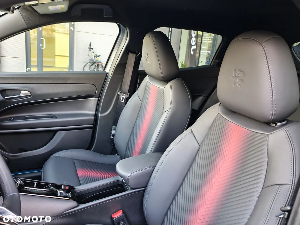 Alfa Romeo Junior 1.2 VGT Ibrida Ti - 21