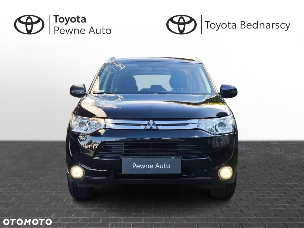 Mitsubishi Outlander - 8