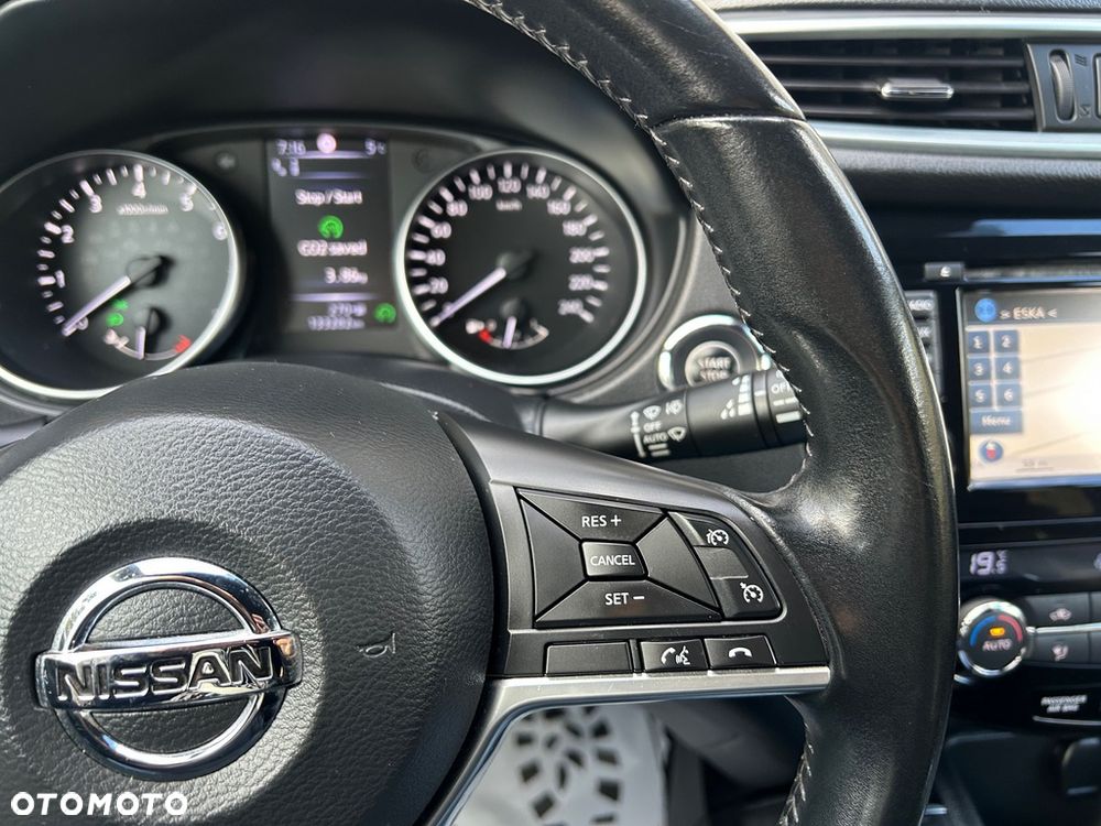 Nissan Qashqai 1.6 DIG-T Tekna+ - 29
