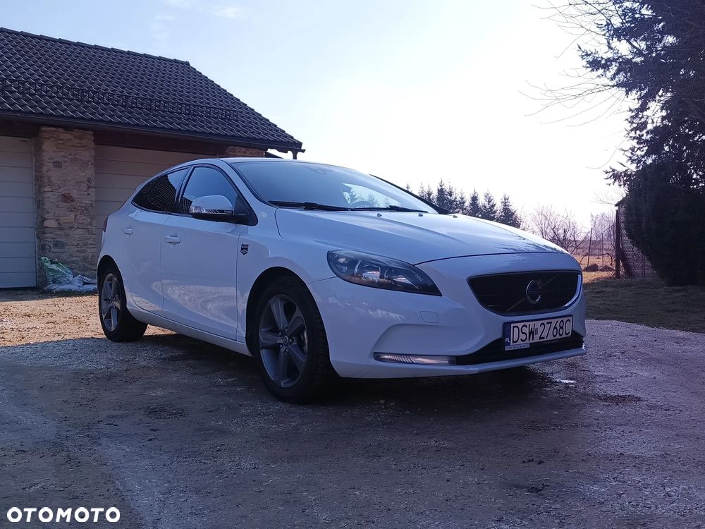 Volvo V40 D2 Kinetic - 1