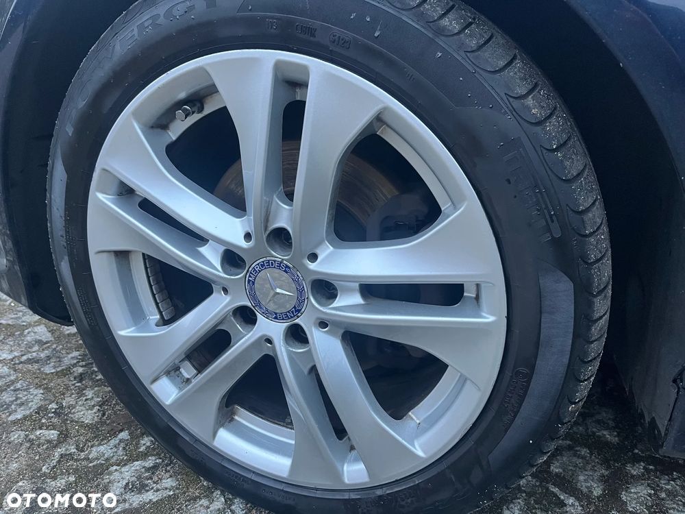 Mercedes-Benz Klasa C 220 CDI 7G-TRONIC Avantgarde Edition - 15