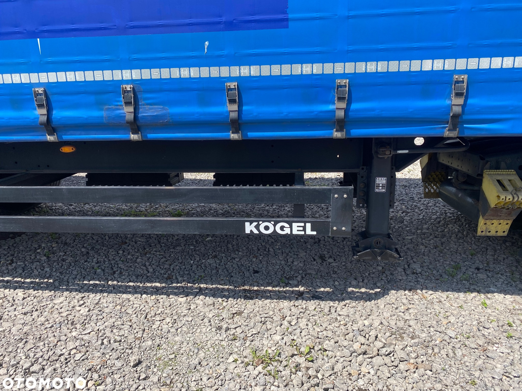 Kögel SN24 - 13