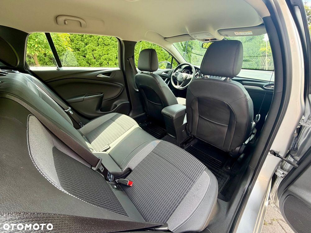 Opel Astra 1.2 T Elegance S&S - 15