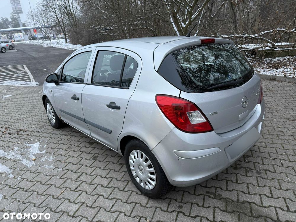 Opel Corsa 1.2 16V Enjoy - 4